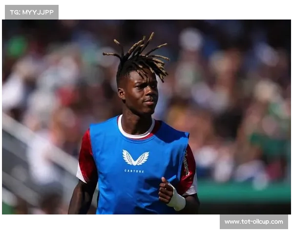 毕尔巴鄂竞技球迷全场高歌致敬功勋队长，感人场面催人泪下